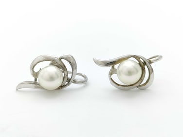 Mikimoto Vintage Sterling Silver 7mm Pearl Earrings with Box