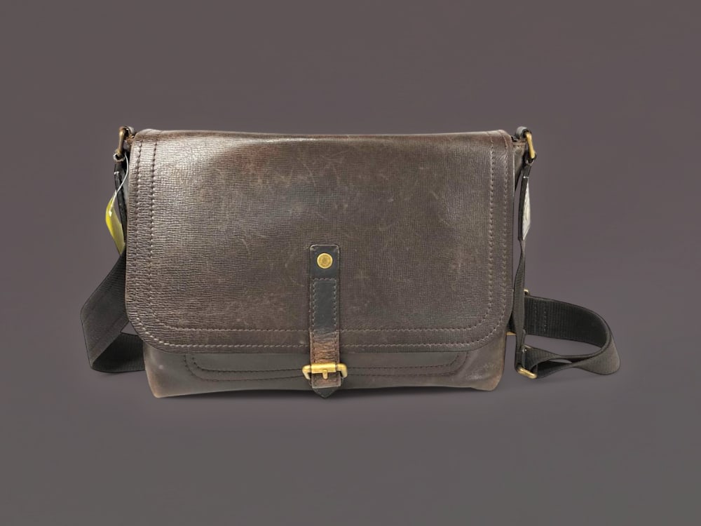 Louis Vuitton Utah Omaha Shoulder Bag (1 of 11)