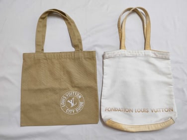 Louis Vuitton tote bag set of 2