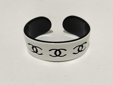 Chanel Black and White Cocomark Resin Cuff Bracelet 02P Collection
