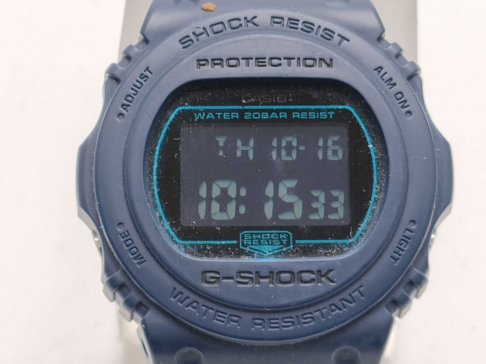 Casio G-Shock DW-5700 Blue Resin Digital Watch w box (1 of 10)