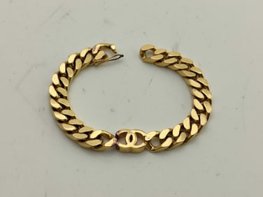 Chanel vintage 24k gold plated 479 Old Curb Chain Bracelet Vintage