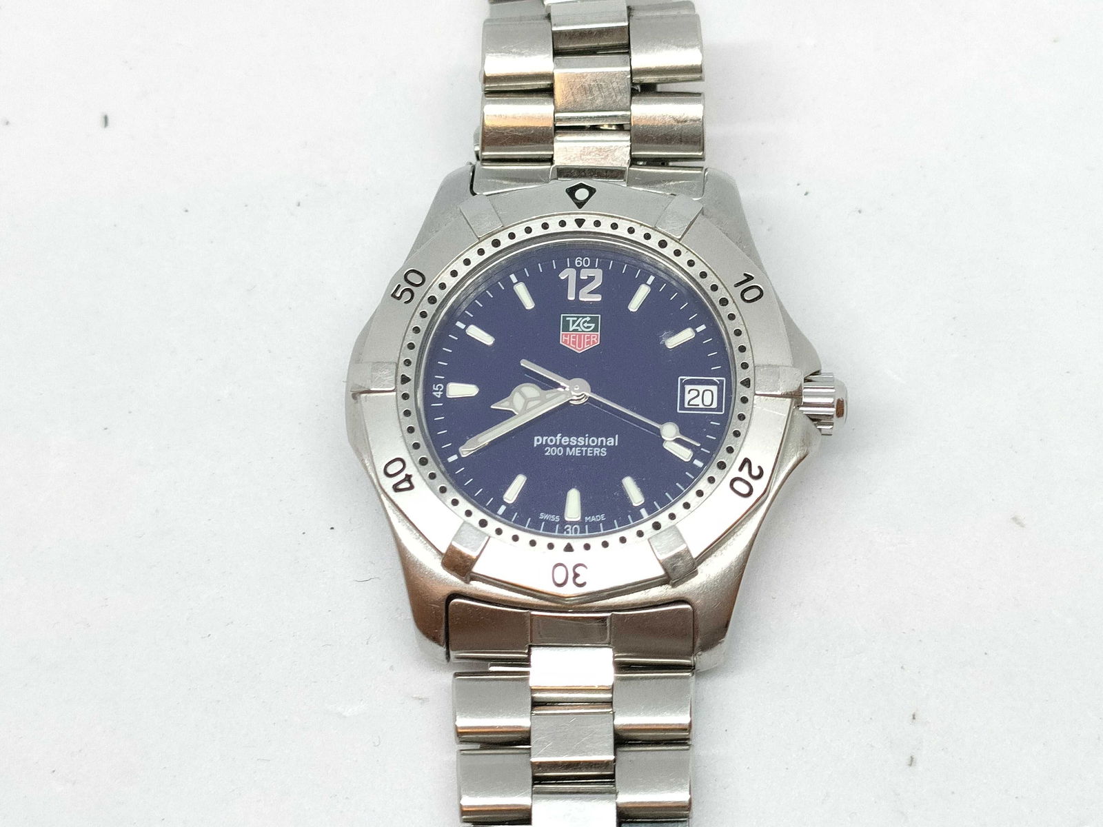 TAG Heuer WG1113-0 Navy Dial Stainless Steel Quartz Watch 42mm (1 of 9)