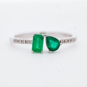 14K WG Emerald & Diamond Toi et Moi Ring, size 7