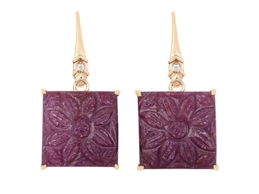 18K YG Ruby Carving & White Diamond Earrings