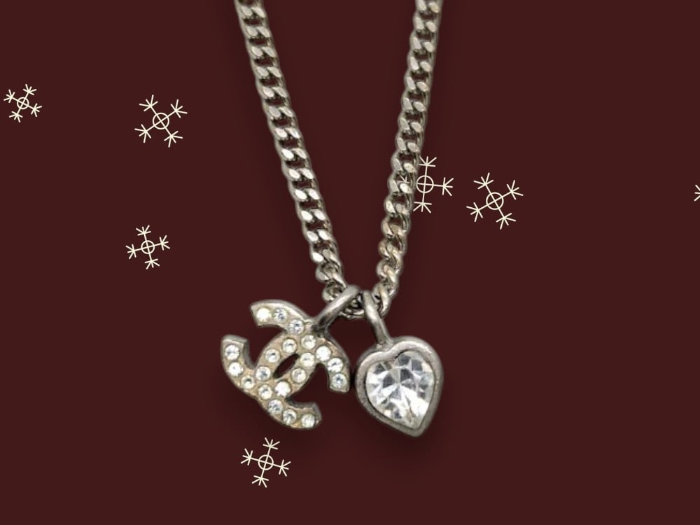 Chanel CC Logo and Heart Crystal Pendant Necklace 2011 Spring 11P (1 of 9)