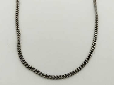 Gucci Silver-Tone Curb Chain Necklace with Box
