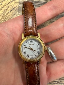 Vintage Gucci GP Ladies Wrist Watch 26mm Case