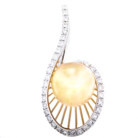 18K White Gold 5.11ct Opal & Diamond Pendant
