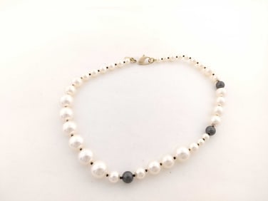 Chanel 06A 2006 Autumn Costume Pearl Necklace 16"