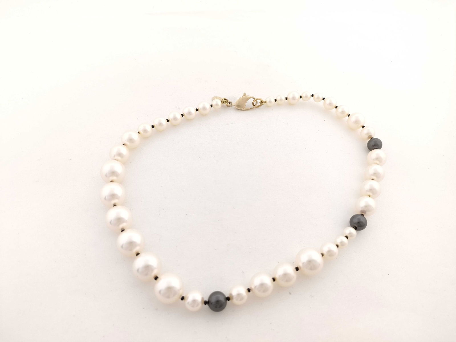 Chanel 06A 2006 Autumn Costume Pearl Necklace 16" (1 of 10)