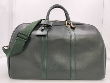 Louis Vuitton Taiga Kendall Duffle Bag in Dark Green 45cm
