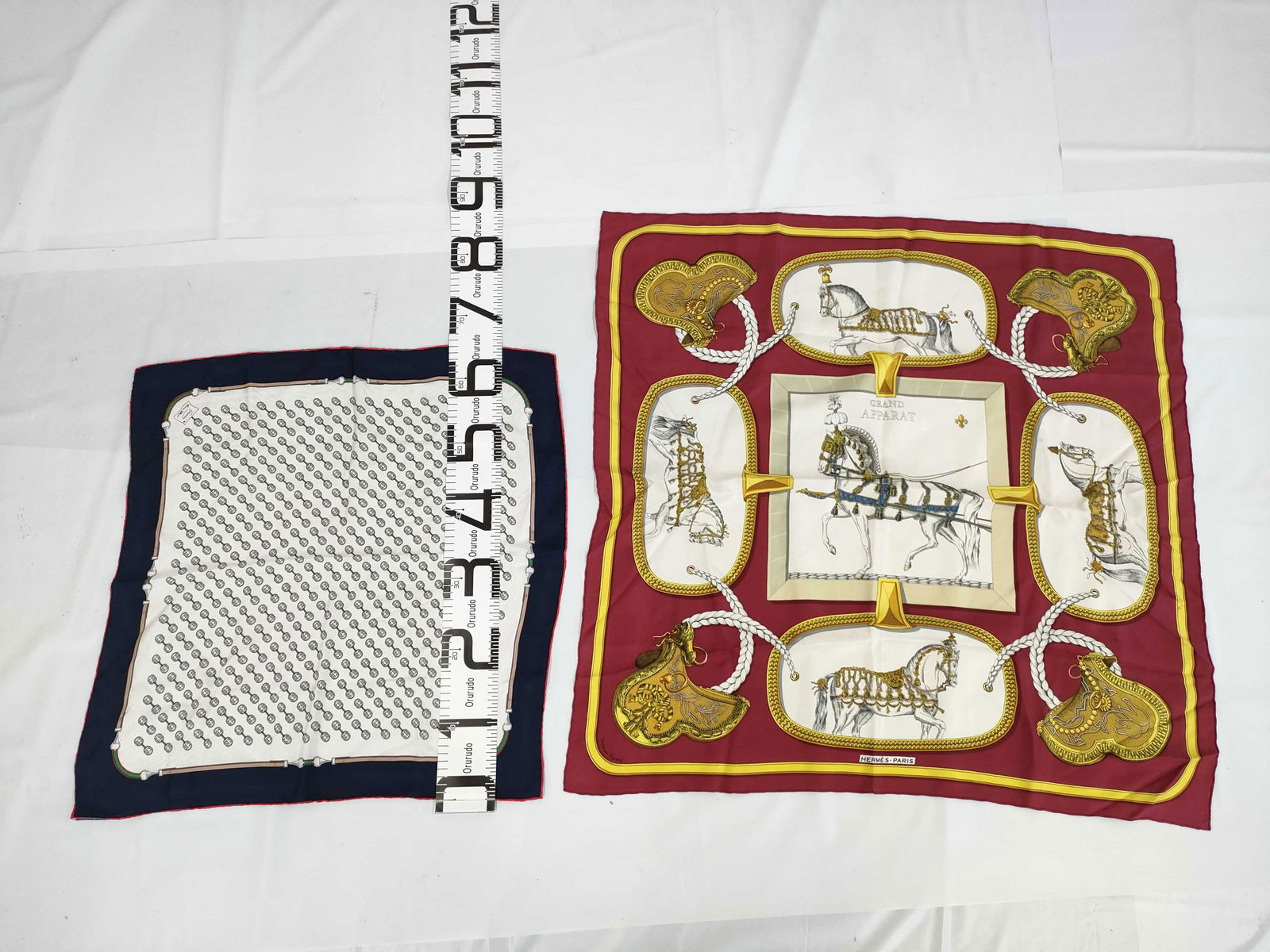 Lot of 2 Silk Scarves, Hermes 90 cm and Gucci 60cm: Authentic Hermes and Gucci silk scarves