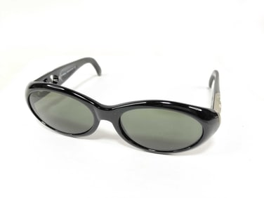 Fendi Oval Sunglasses with major Aura