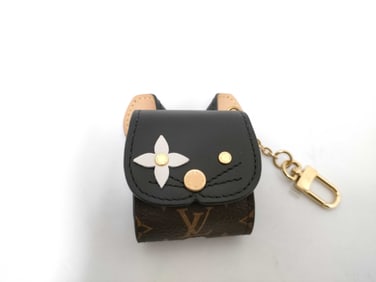 Louis Vuitton Monogram LV Etuy Earphones GI0448 Monogram GI0448