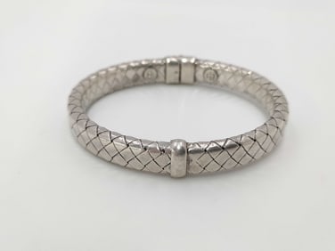 BOTTEGA VENETA Intrecciato Bangle Bracelet – Authentic