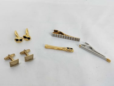 Gucci group lot of vintage cuff links and tie bars