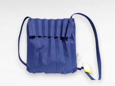ISSEY MIYAKE Pleats Bag in a gorgeous indigo blue