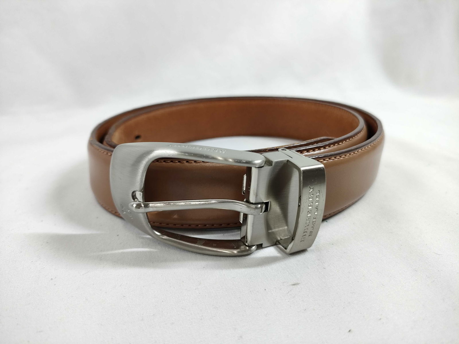Burberry Black Label Men's Leather Belt (1 of 10)