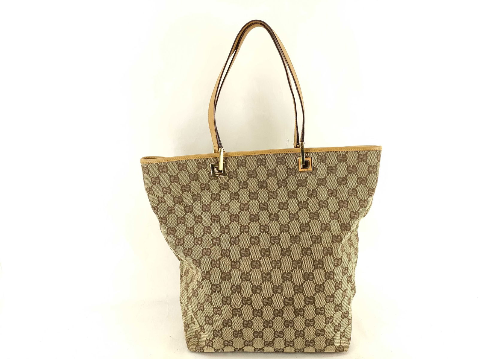 Gucci Vintage Monogram Canvas Tote Bag beige/ebony: Authentic Gucci Vintage Monogram Canvas Tote Bag in beige/ebony canvas with natural leather trim and light gold-tone hardware