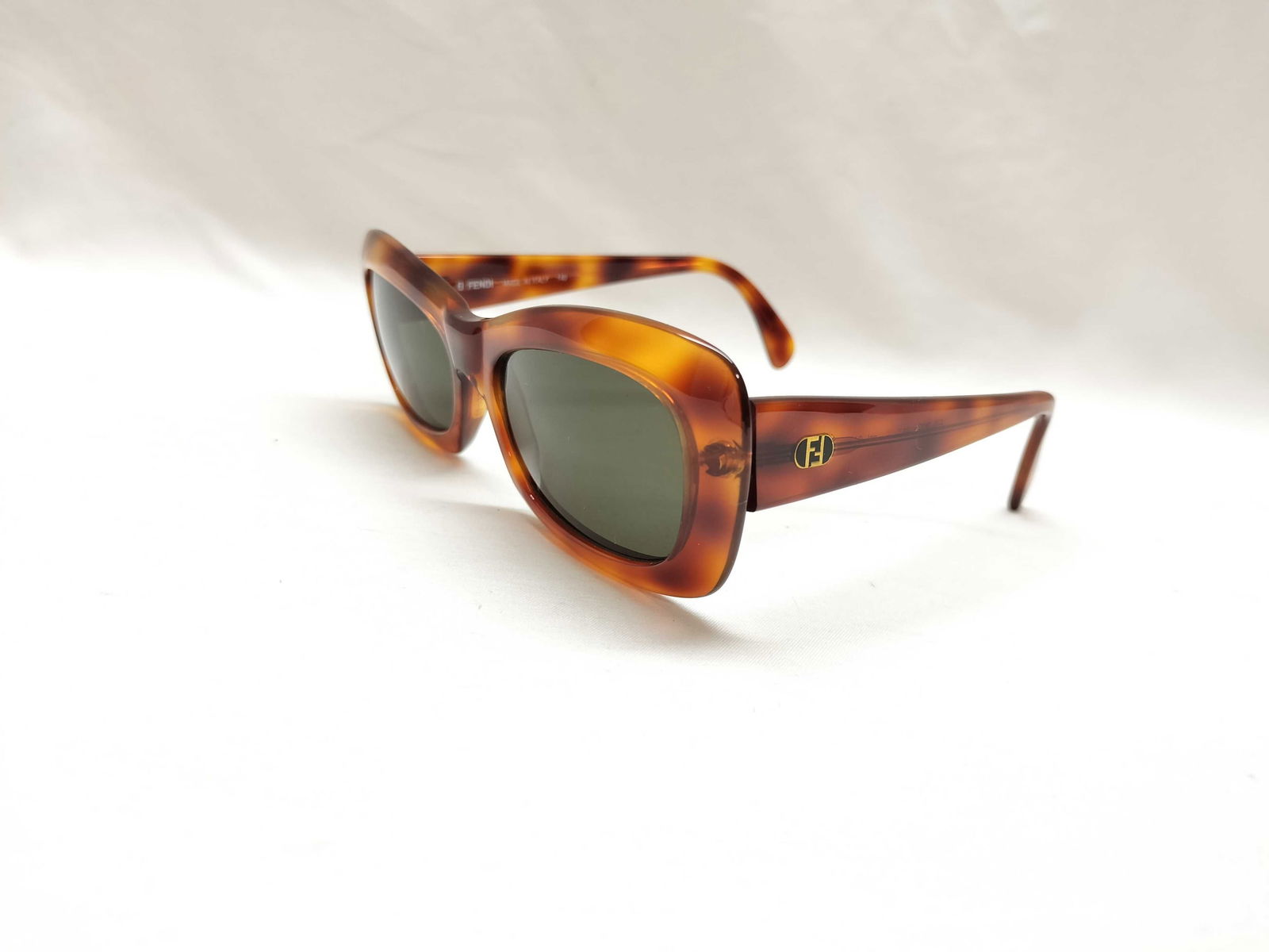 Vintage Fendi Tortoiseshell Sunglasses: Authentic Vintage Fendi Tortoiseshell Sunglasses. 140 length temples. look at these. gorgeous 
