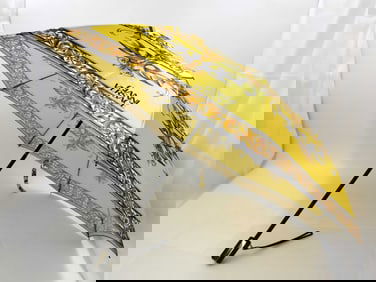 Vintage Gianni Versace Folding Umbrella Baroque Pattern