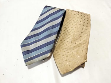 Set of 2 Louis Vuitton Ties
