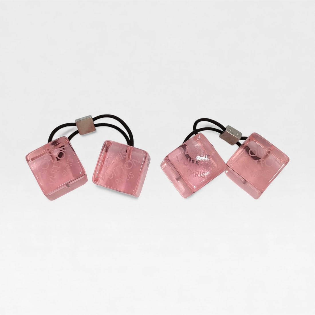 Louis Vuitton Cube Logo Pink Hair Tie Accessory: Authentic Louis Vuitton pink acrylic cube logo pattern hair tie accessories.