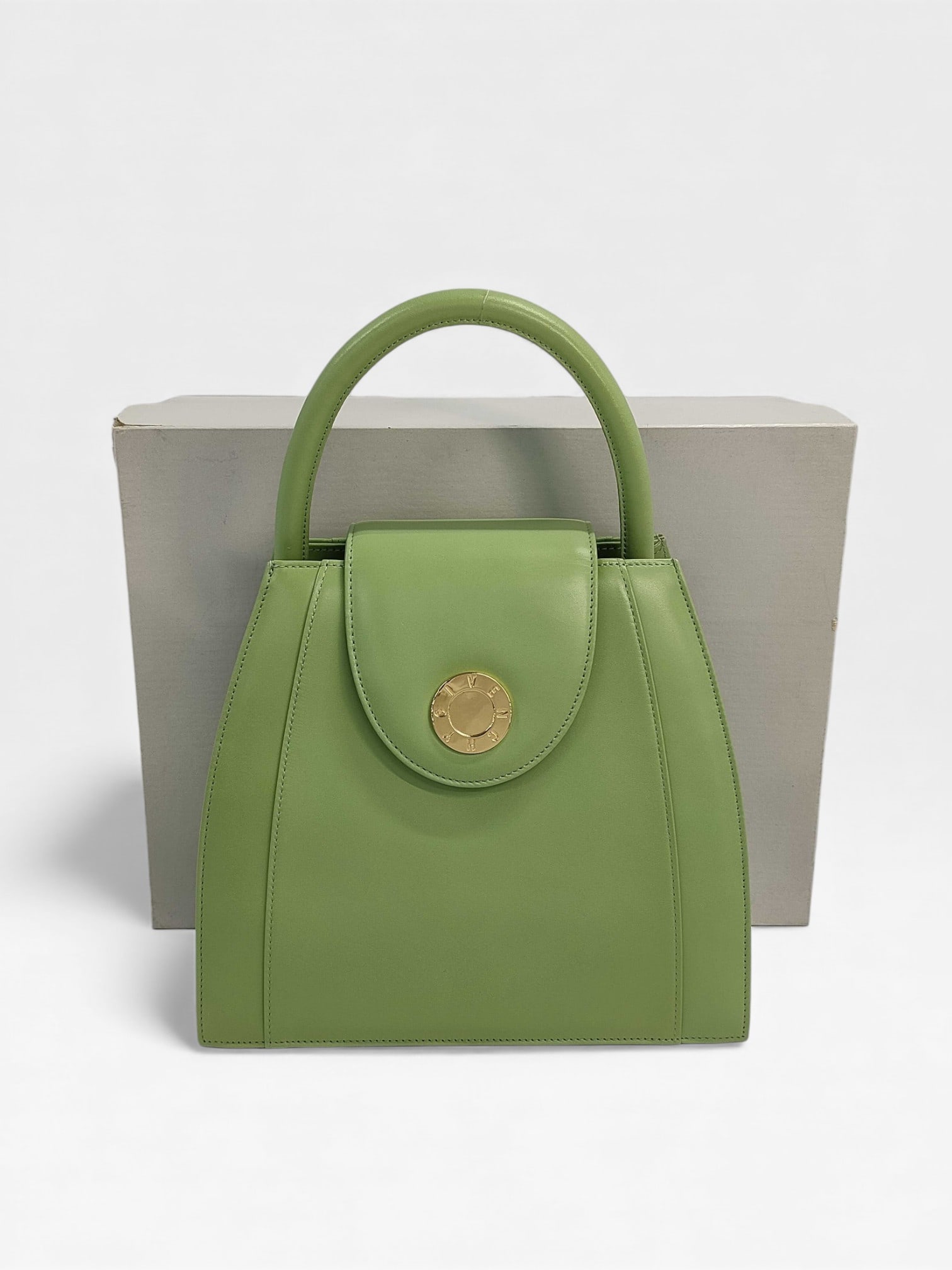 Givenchy Mini Antigona Cube bag in almond green leather with box: Authentic Givenchy Mini Antigona Cube bag in almond green leather. Comes with Givenchy box. Adorable bag in very good to excellent condition! interior lined in leather and has a convenient divider dow