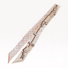 Louis Vuitton silk Monogram Confidential BB bandeau in light pink 110cm