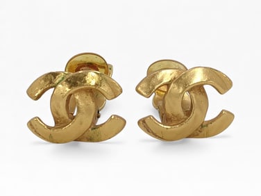 Chanel 00T CC Logo Gilt Costume Clip-on Earrings