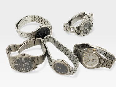 Group of 5 Vintage Stainless Steel Seiko Mens Watches