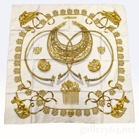 Hermès Les Cavaliers d'Or Soie Carre 90cm Silk Scarf