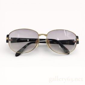 Vintage YSL Gradient Oval Black and Gold Frame Sunglasses