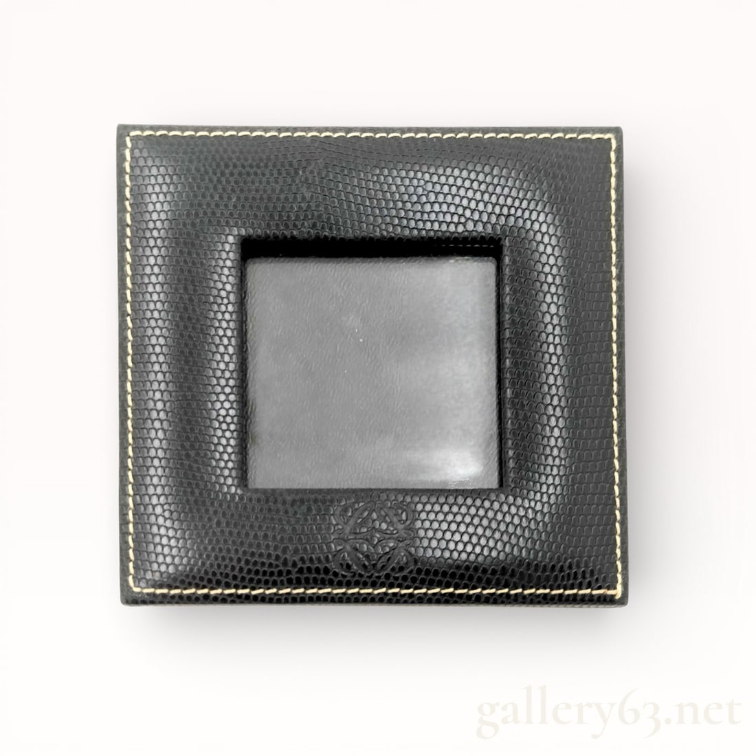 Loewe Anagram Leather Photo Frame (1 of 7)