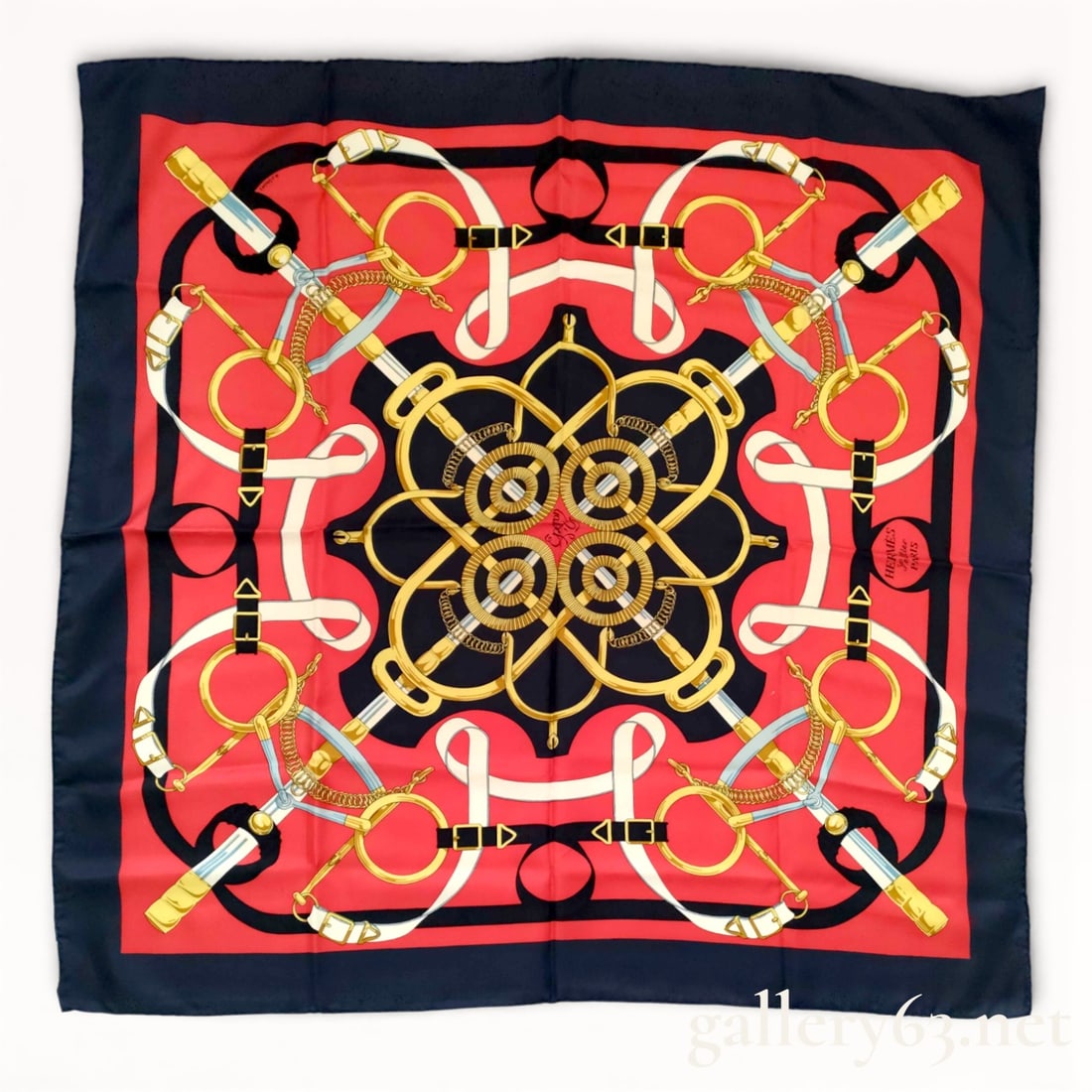 Hermès "Éperon d'Or" silk scarf 90cm (1 of 10)