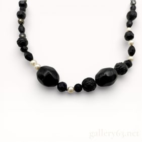 Vivienne Tam Volumetric Black Bead and Pearl Long Necklace