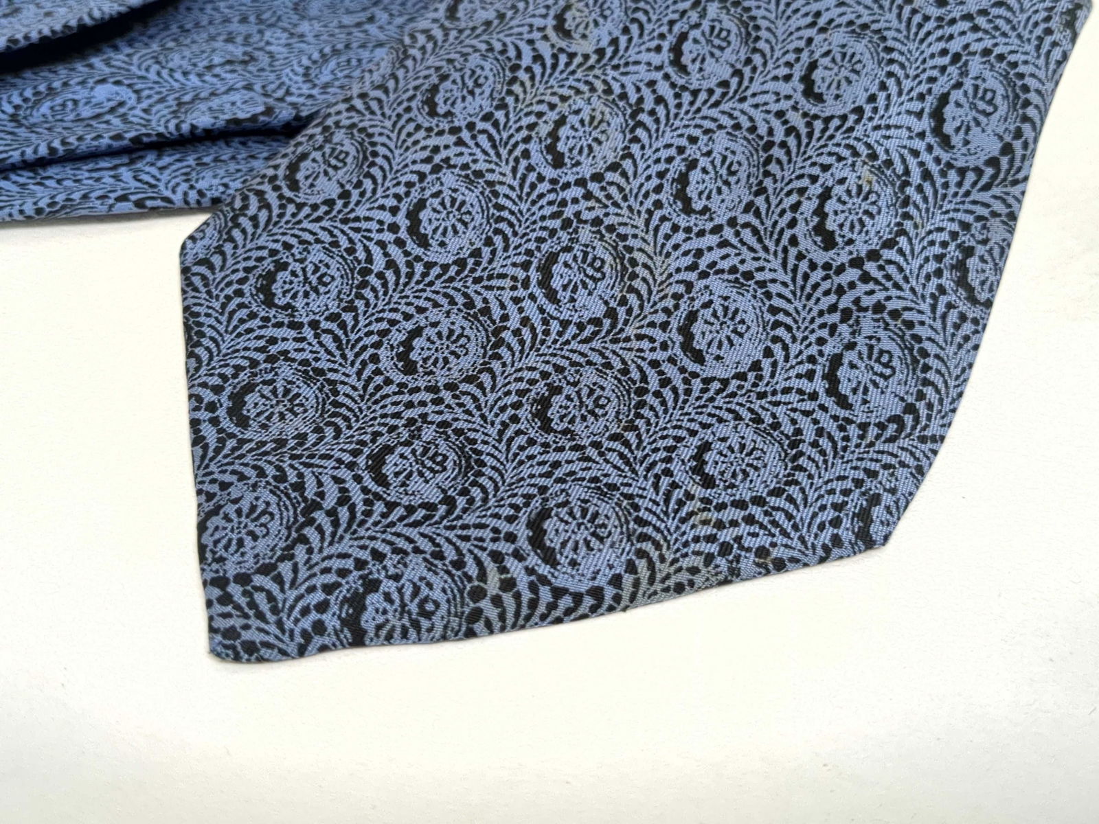 Hermès Silk Tie Set, Three Pieces - 7