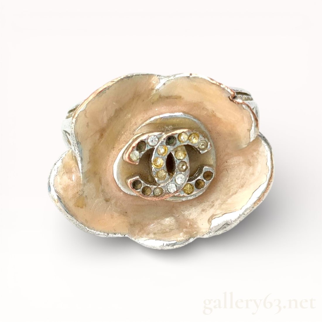 Chanel 2004 Spring Camellia CC Ring size 6 (1 of 9)