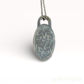 Tiffany & Co. Go Women 2013 Necklace in Sterling Silver w Box & Pouch