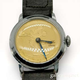 Vintage Disney Mickey Mouse Women’s Wristwatch, 26mm