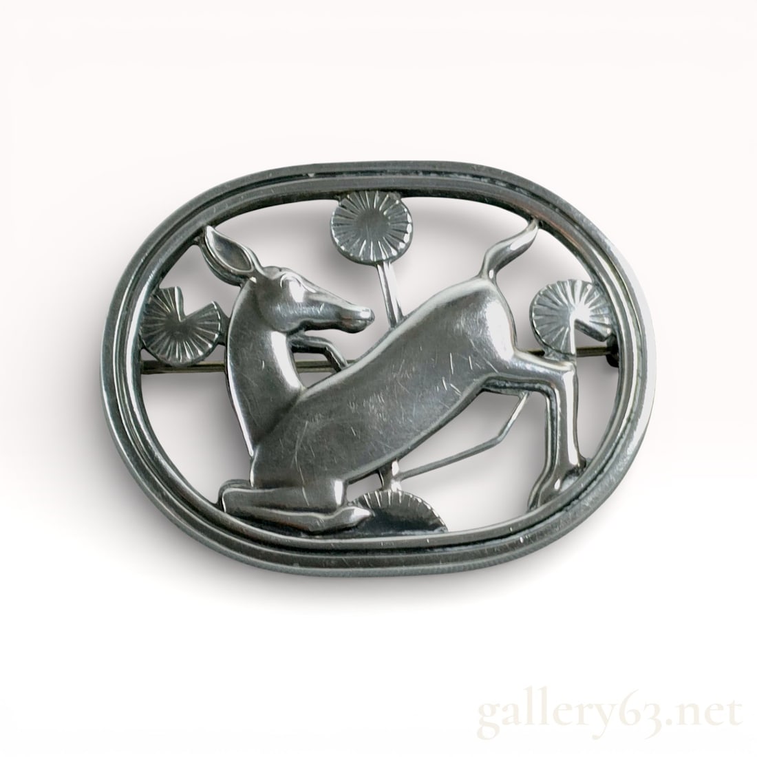 Vintage Georg Jensen Kneeling Deer Brooch No. 256 by Arno Malinowski in Sterling Silver (1 of 10)