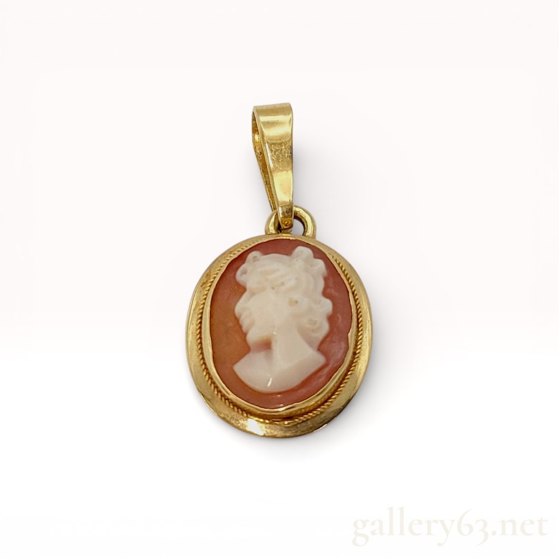 18k Yellow Gold Cameo Pendant Top with Classical Profile Motif 8.5*10.6mm (1 of 5)
