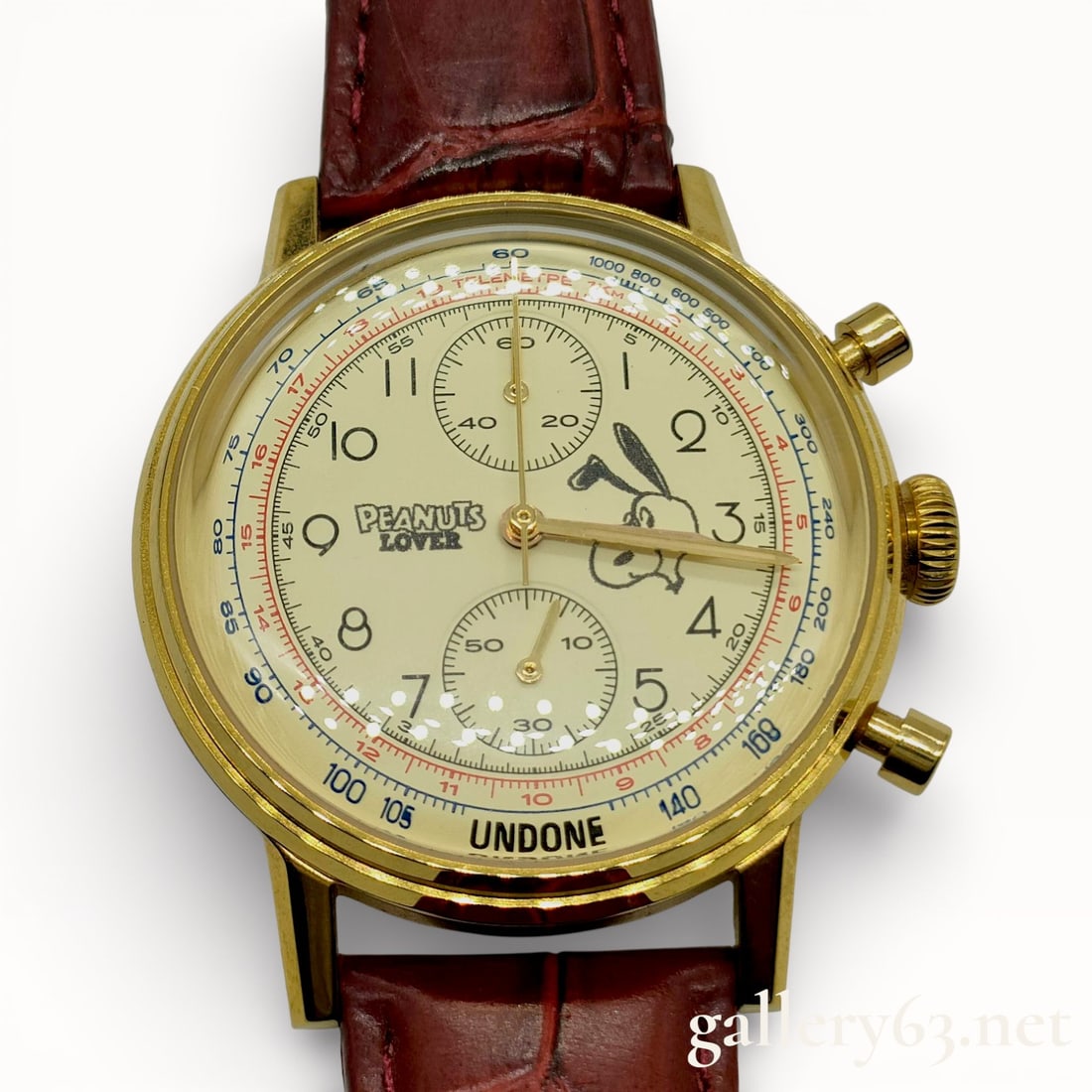 Undone × Peanuts Snoopy Collaboration 316L Chronograph Men’s Watch with Gold-Tone Case 40mm (1 of 9)