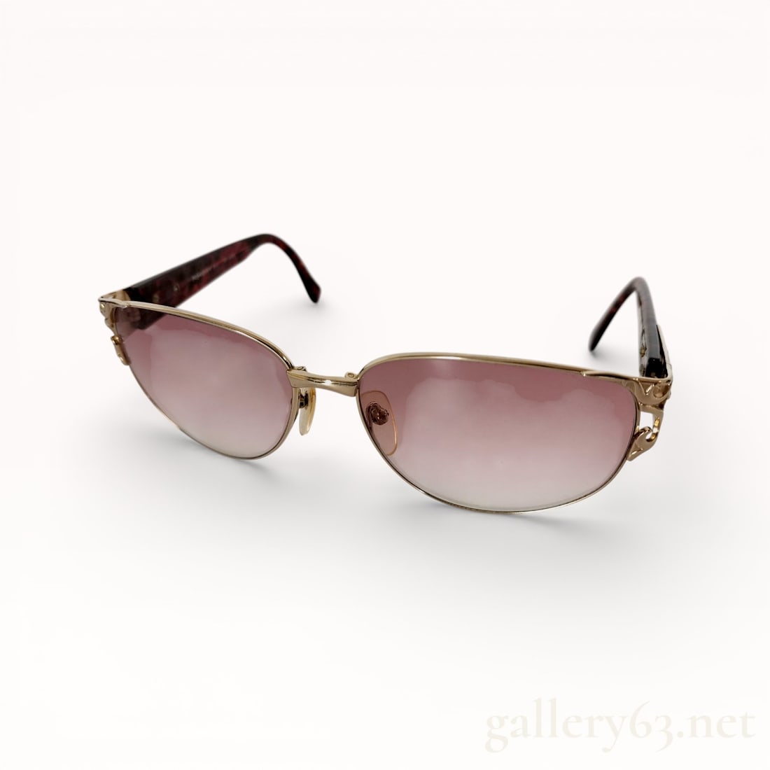 Yves Saint Laurent Sunglasses (1 of 10)