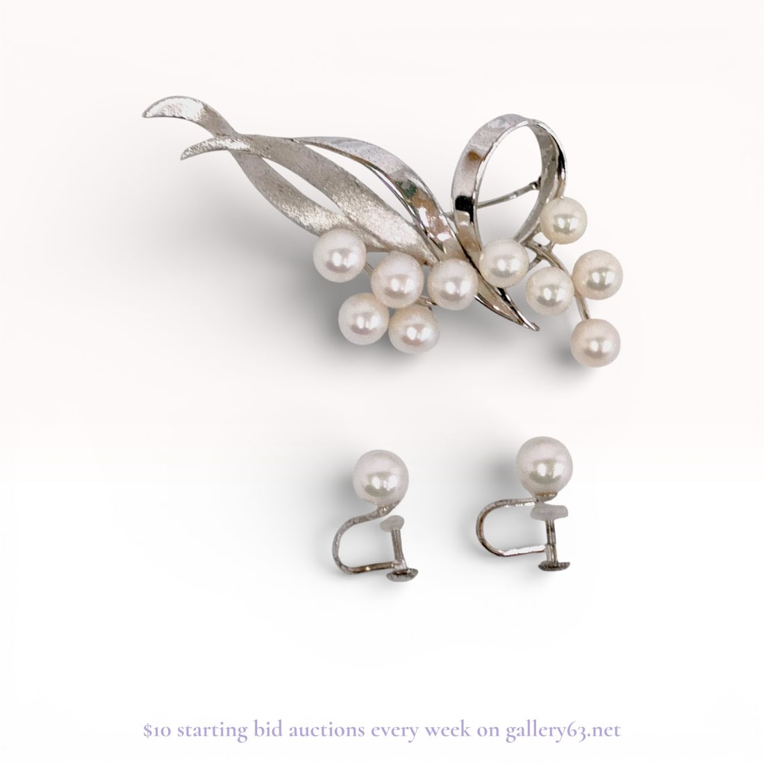 Sterling Silver Pearl Brooch and Earrings Set – Vintage Engraved Jewelry Lot 13.1g: Estate lot offered as shown, including all items visible in the images. Offered as a single lot with no individual examination; contents and condition vary and may include wear, damage, or missing ele