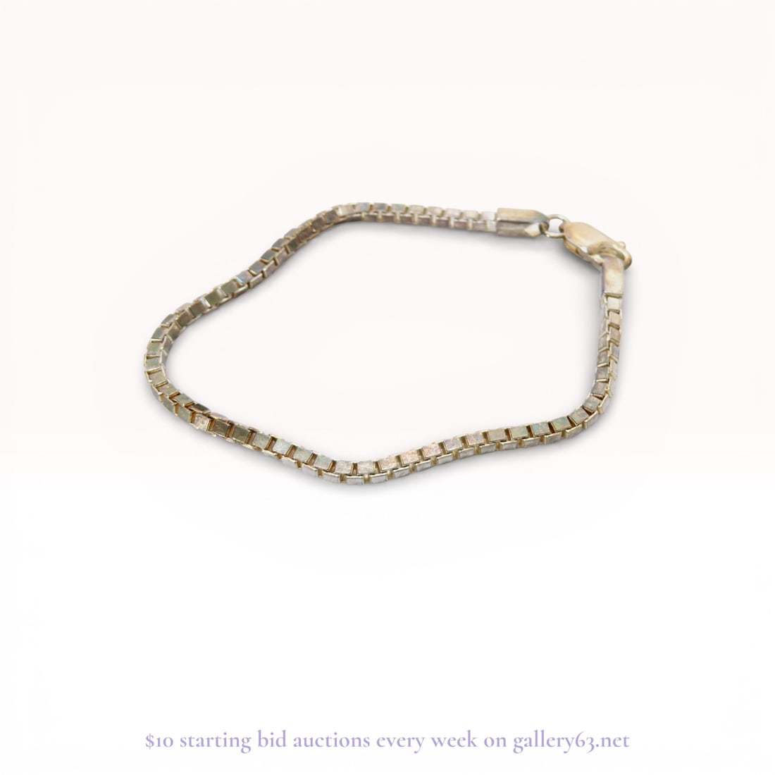 Sterling Silver Bracelet Bangle – SV925 Estate Jewelry Lot: Estate lot offered as shown, including all items visible in the images. Offered as a single lot with no individual examination; contents and condition vary and may include wear, damage, or missing ele