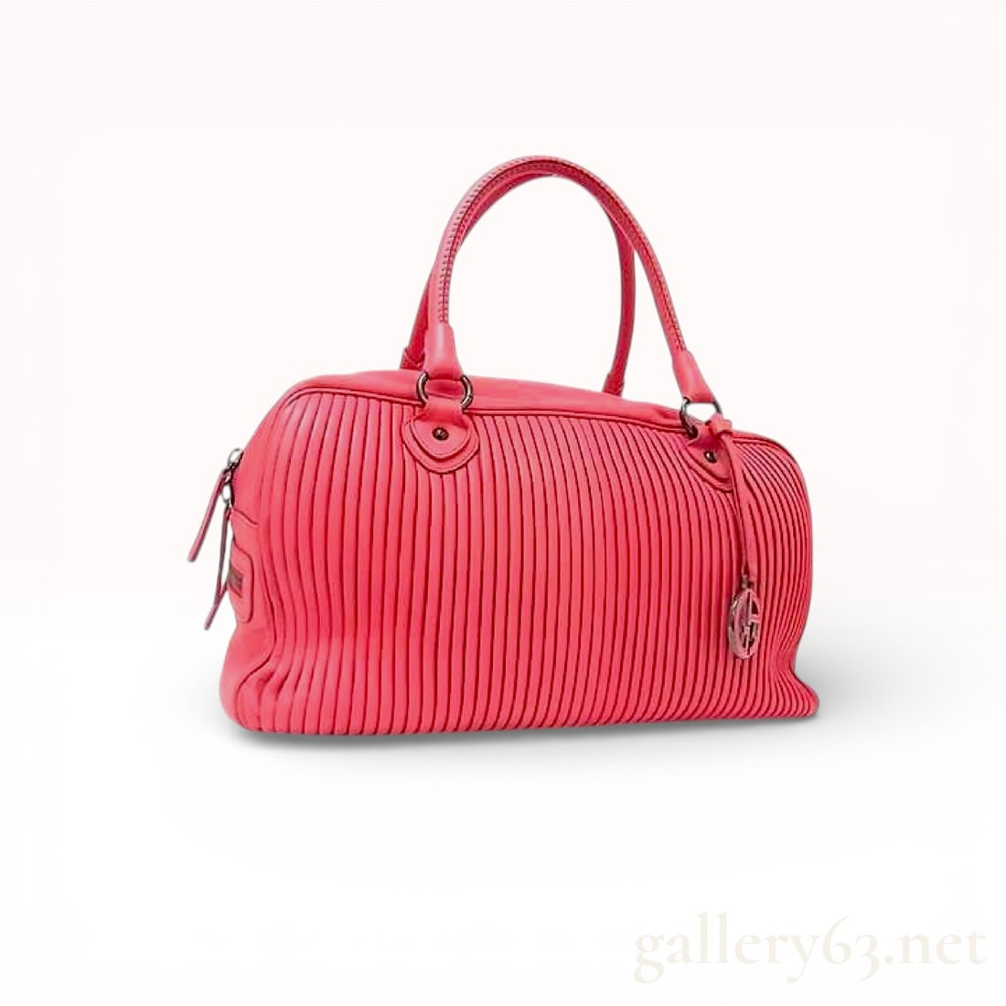 Giorgio Armani Pleated Leather Satchel Bag in antique coral-Pink (ref. FP5806): This bag is gorgeous - that pleated ribbed leather is so Armani-2000s chic. Authentic Giorgio Armani leather satchel bag featuring a antique coral pink exterior with vertical pleated detailing through