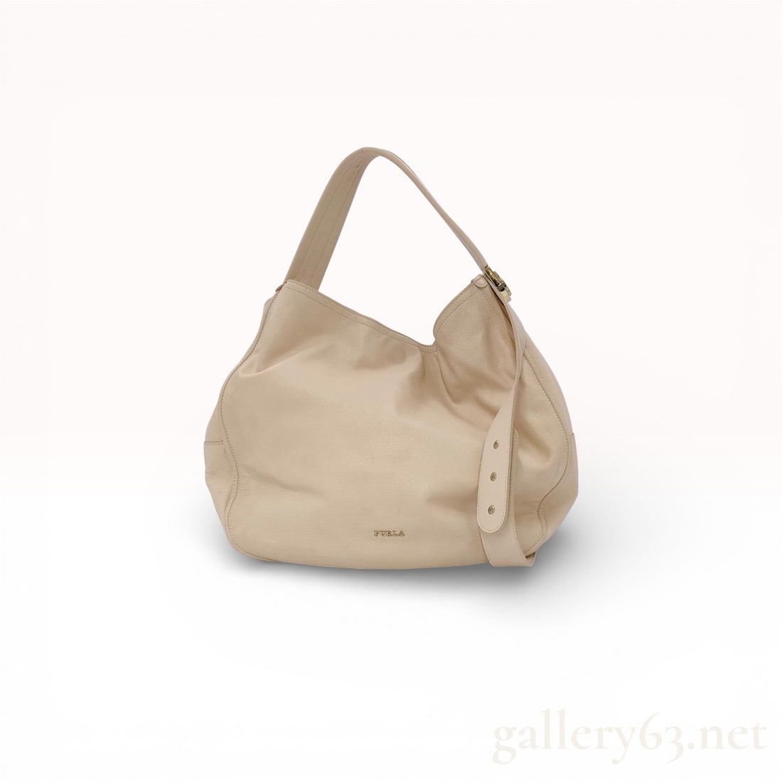 Furla Luna Pebbled Leather Hobo bag: Authentic Furla shoulder bag in cream leather, featuring a softly slouched hobo silhouette. The bag is finished with a wide single shoulder strap incorporating an adjustable tab detail and metal hardw