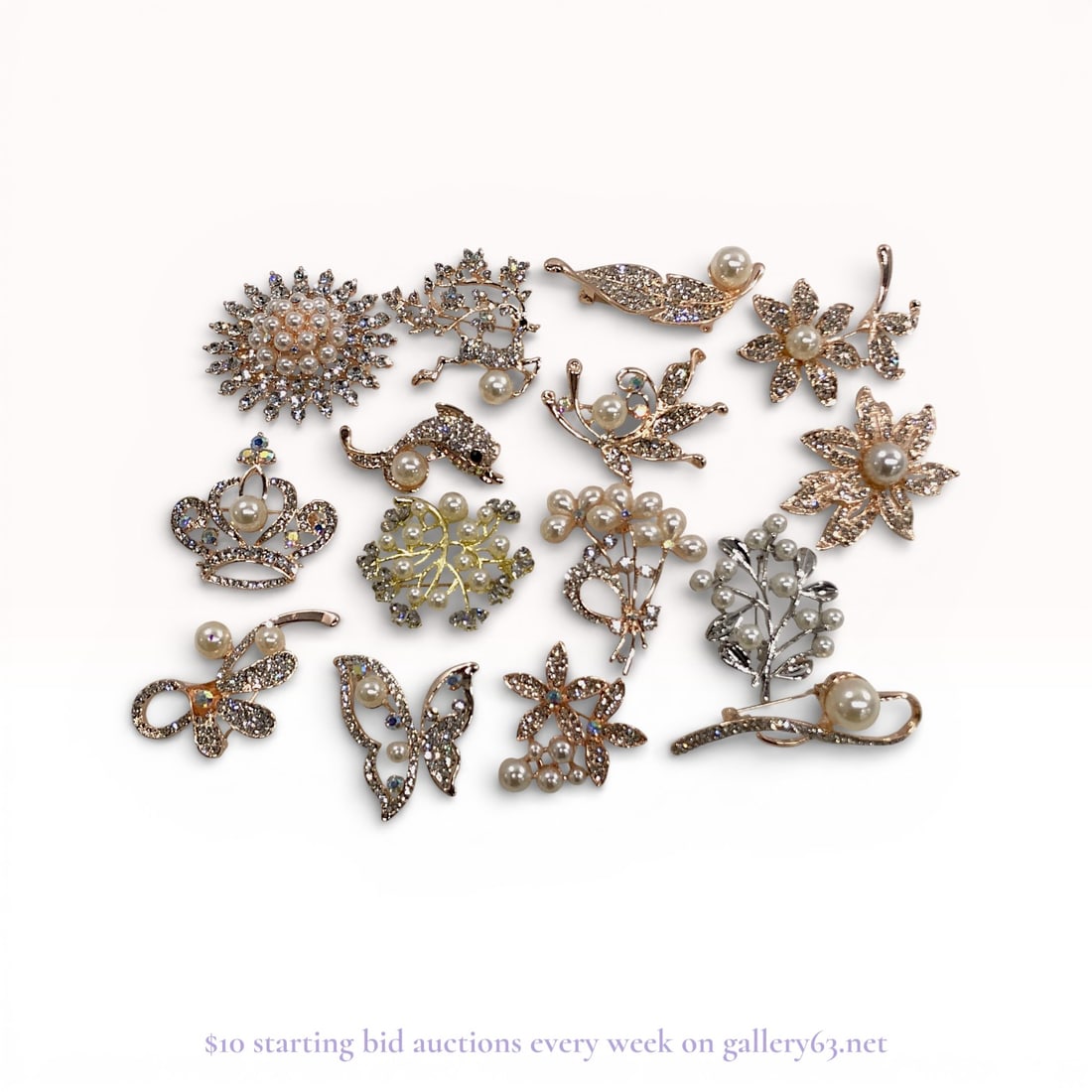 Pearl Style Brooch Set, Vintage Estate Jewelry Lot: Estate lot offered as shown, including all items visible in the images. Offered as a single lot with no individual examination; contents and condition vary and may include wear, damage, or missing ele